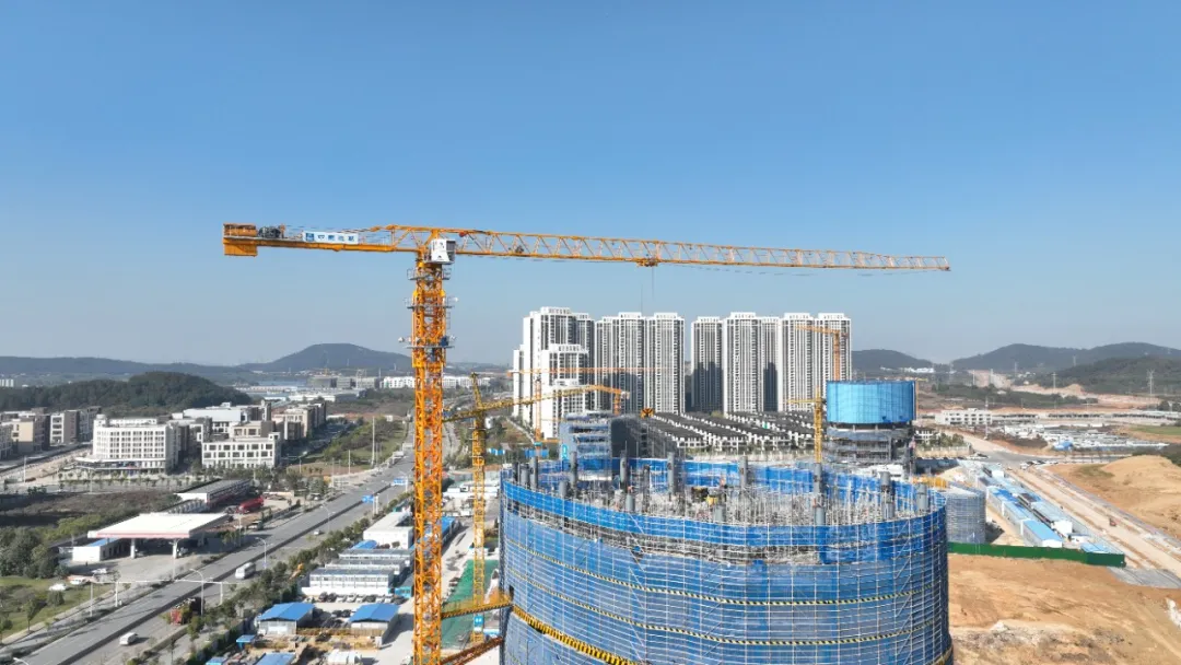 金凤腾飞 | 中建三局携手全国最大的赌博平台助建武汉光谷南“金凤”地标！